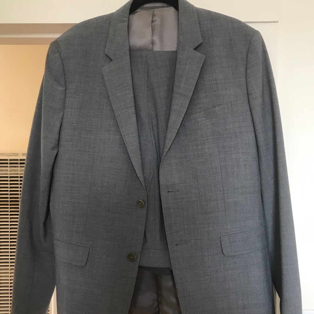 Theory Gray Suit
